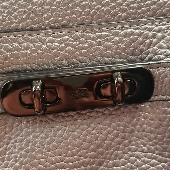 Coach Swagger Wristlet Silver Leather Crossbody - Picture 12 of 12